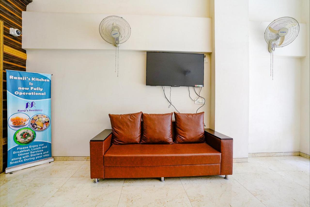 Fabhotel Ramjis Residency Нашик Екстериор снимка